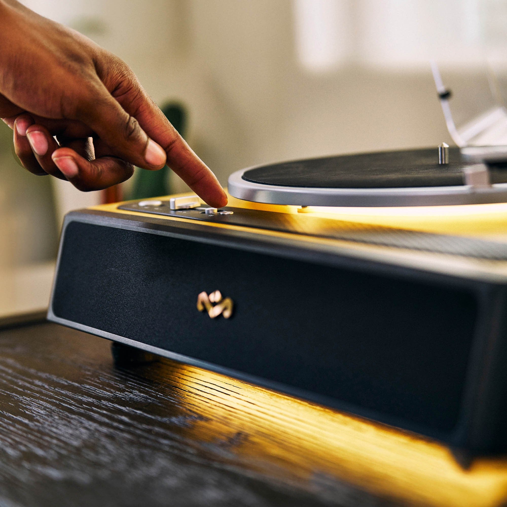 House of Marley Soul Rebel All-In-One Turntable - 15-15622