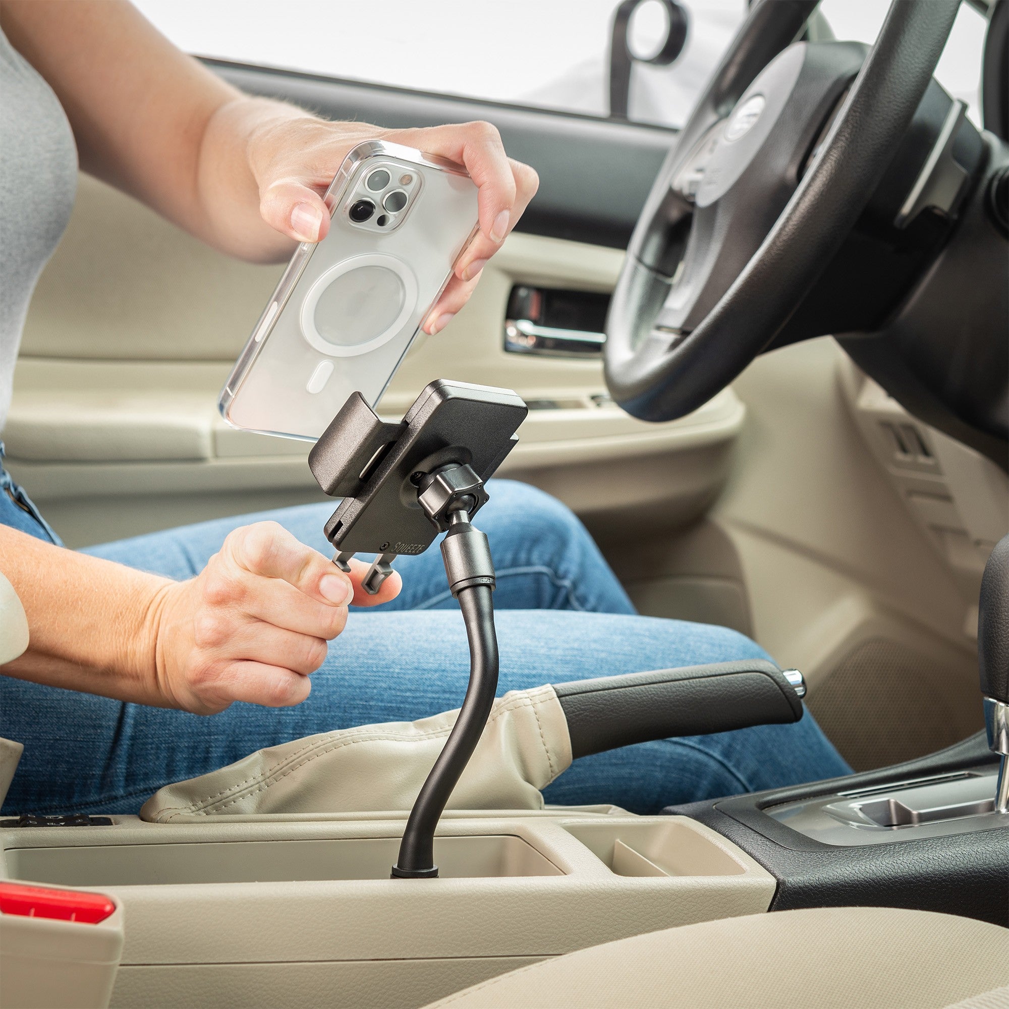 Nite Ize Squeeze Universal Cup Holder Mount - 15-10394