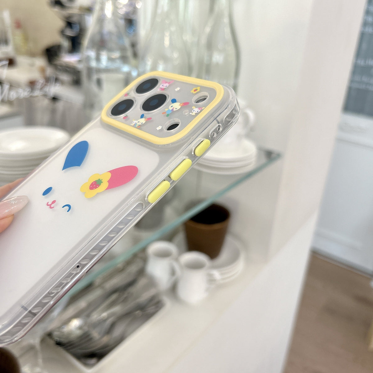 iPhone Usahana Transparent Case