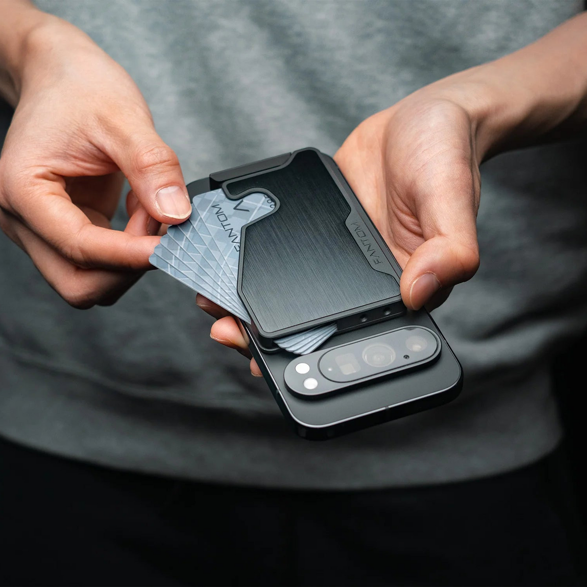 FANTOM M Pro - Aluminum Black Regular Magsafe Wallet (7-13) Cards